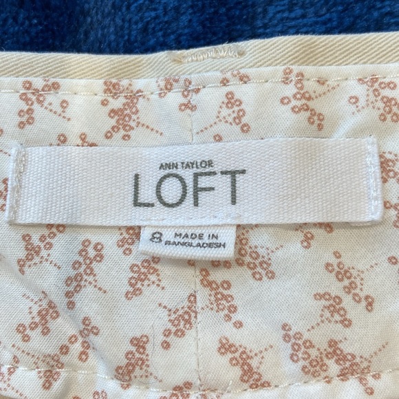 Loft shorts.  Color : tan/cream. Size 8. - Picture 3 of 4